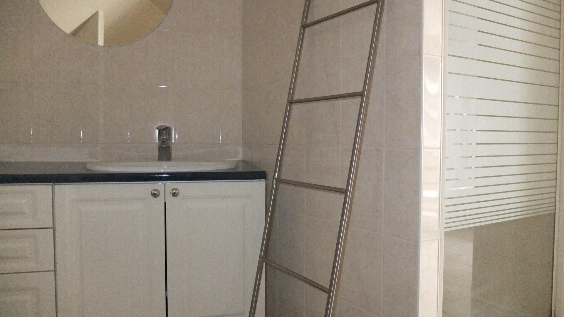 CHABRIS - IMMEUBLE de 168m² photo 5