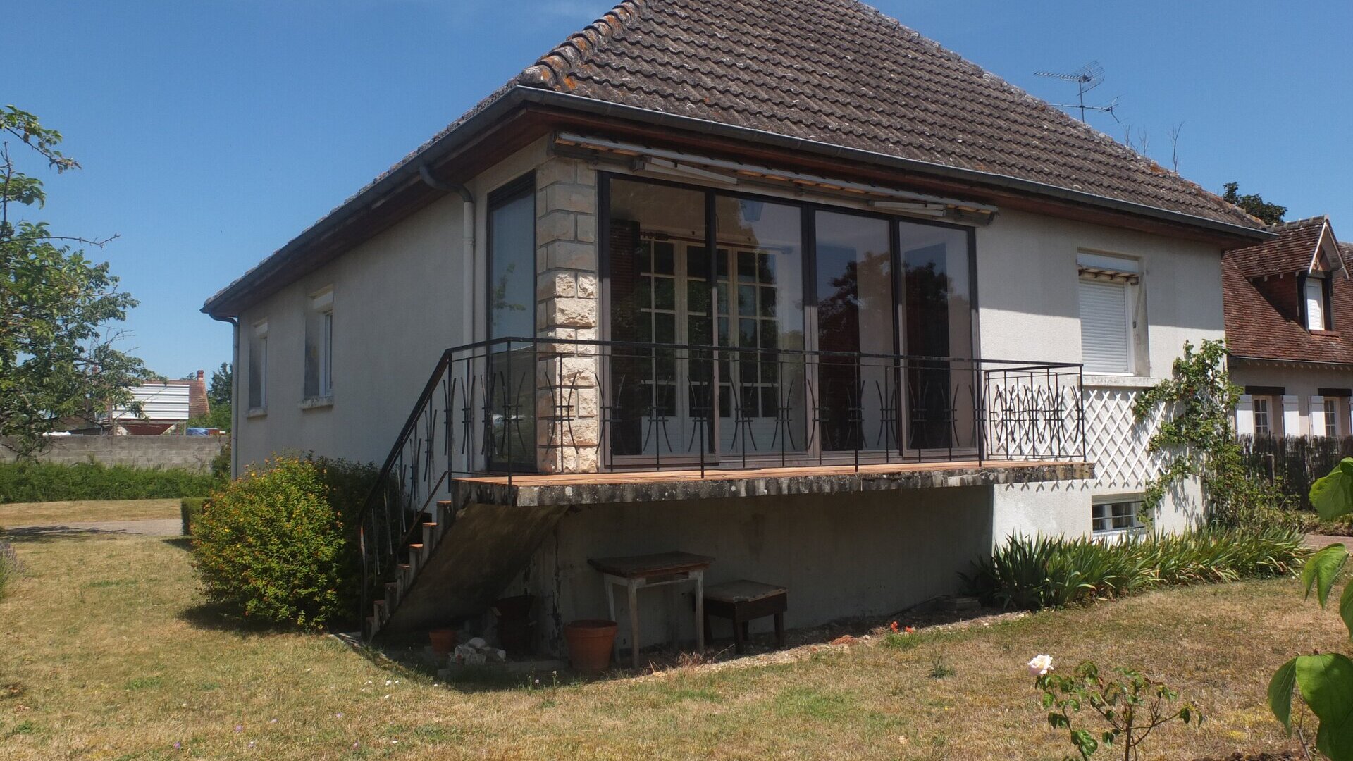 SELLES SUR CHER - PAVILLON SUR SOUS-SOL photo 1