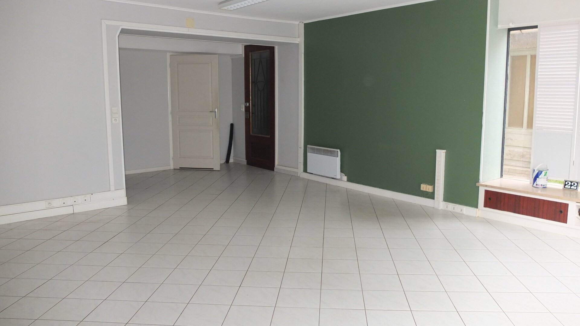 CHABRIS - LOCAL COMMERCIAL 88m² photo 3