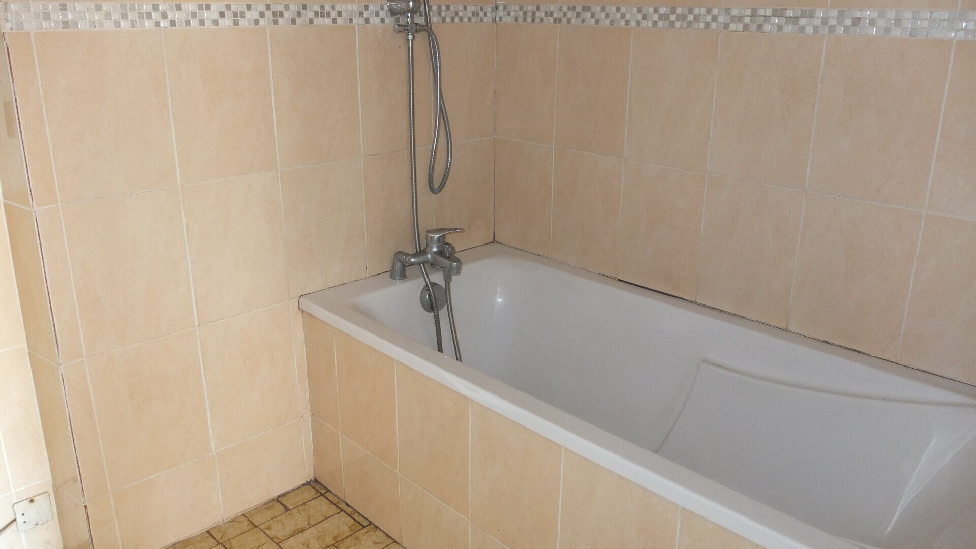 CHABRIS - Ensemble immobilier photo 8